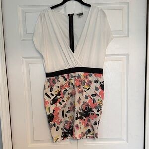 Floral Print V-Neck Short Dress with Black Waistband